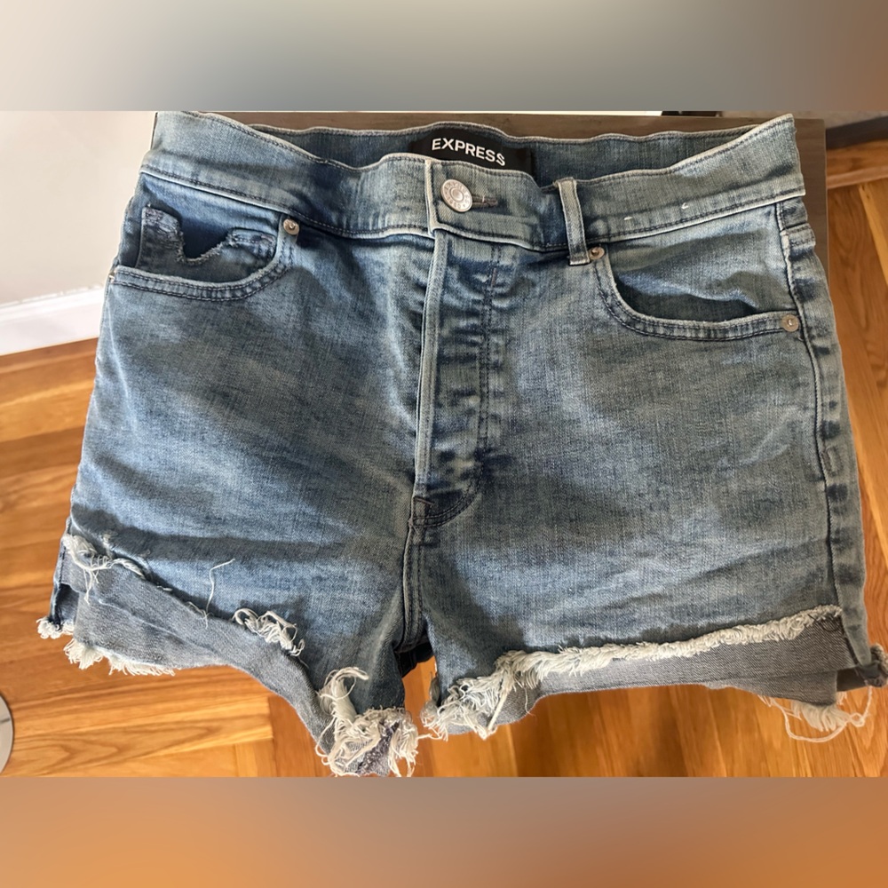 Express Shortie Vintage High Rise Shorts